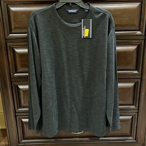 Roundtree & York Size Large, Men’s Top, Color:Black